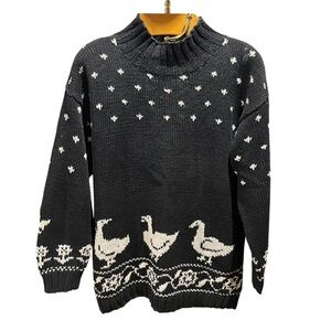 Studio Michelle Stuart Vibtage Black Hand Knit Sweater Ducks Geese Turtleneck